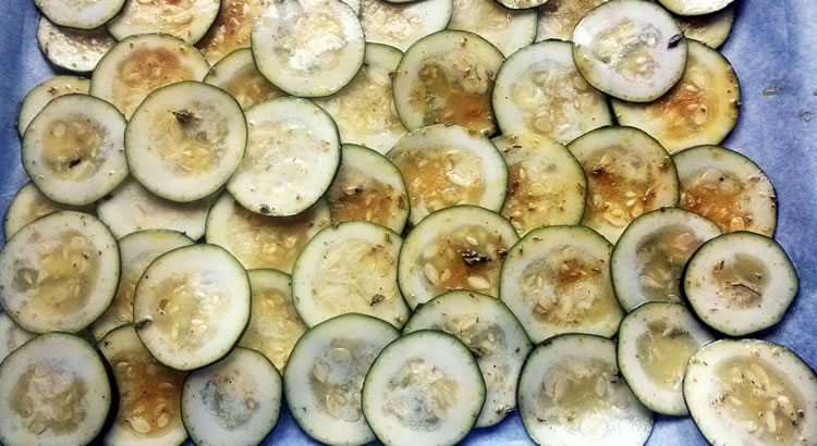 chips di zucchina speziate